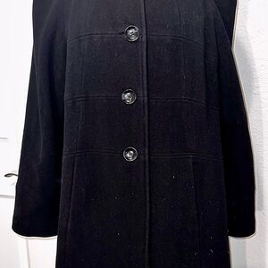 Preston & York Womens
Wool Mid-Length Peacoat
Black Size 14